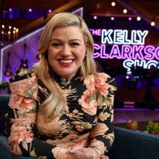 Kelly Clarkson Addresses Pandemic Divorce on Her Talk Show
