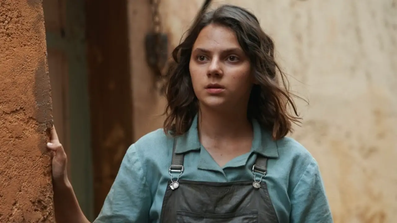 His Dark Materials star Dafne Keen played the role of Laura/X-23 on Logan (2017).