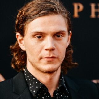 WandaVision's Evan Peters Cast as Serial Killer in New Netflix Miniseries 'Monster: The Jeffrey Dahmer Story'