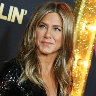 Jennifer Aniston Says She's Lost a Few Friends Due to Their Vaccine Status