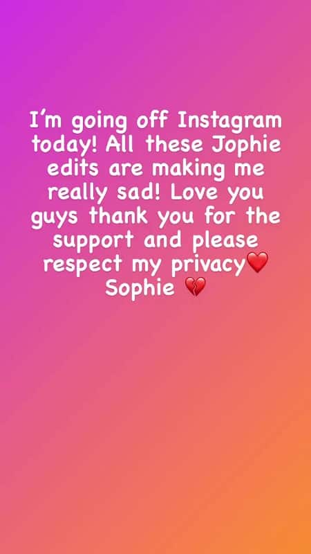 Sophie Fergi's announcement about going off of Instagram.
