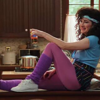 Kathryn Hahn Reveals Her Favorite Sitcom Decade on 'WandaVision'